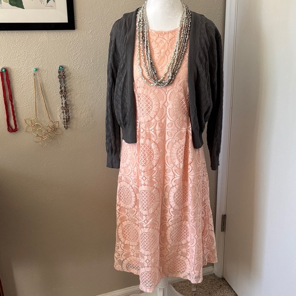 Sweet Peach Lace Midi Dress - Picture 1 of 6